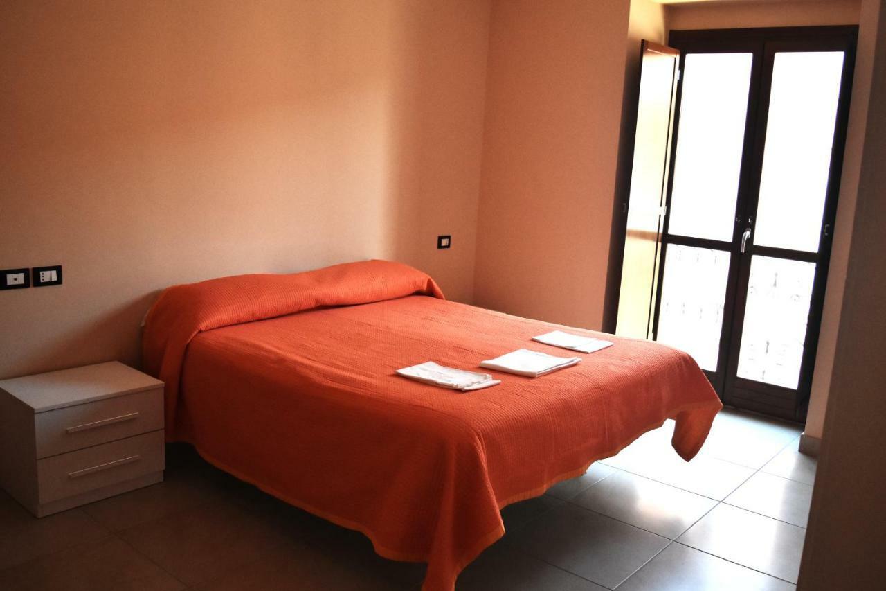 Ferienwohnung Palazzo Camelot, 19 Via Nazionale San Demetrio ne' Vestini Exterior foto